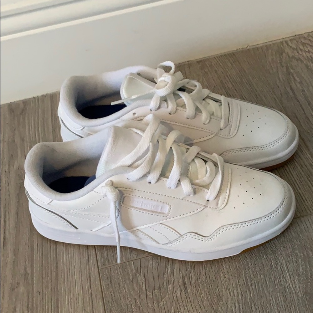 Never been worn Reebok Memory Foam White Sneaker